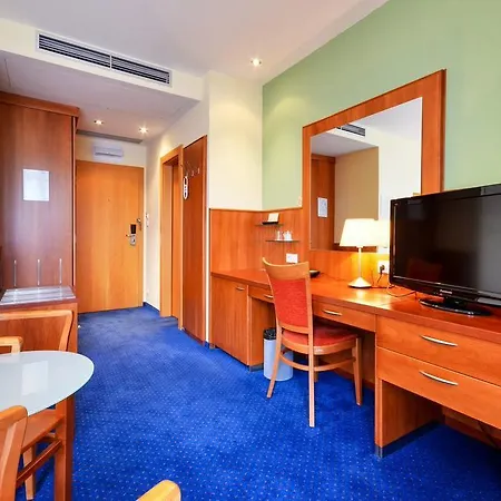 Filipinum Hotel